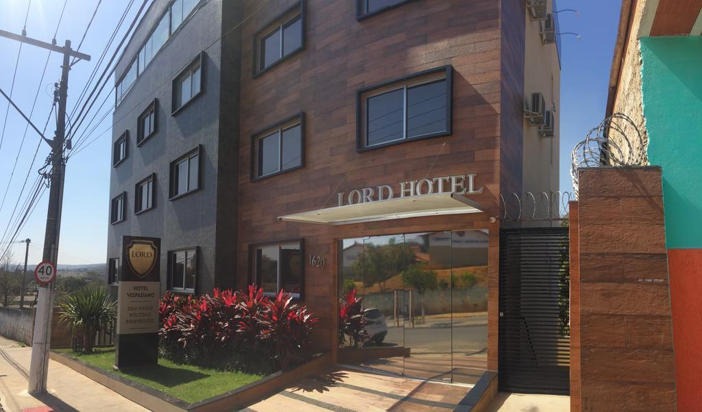 Lord Hotel Aeroporto Confins Vespasiano Esterno foto
