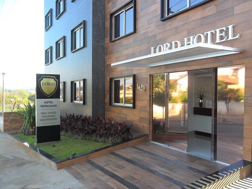 Lord Hotel Aeroporto Confins Vespasiano Esterno foto