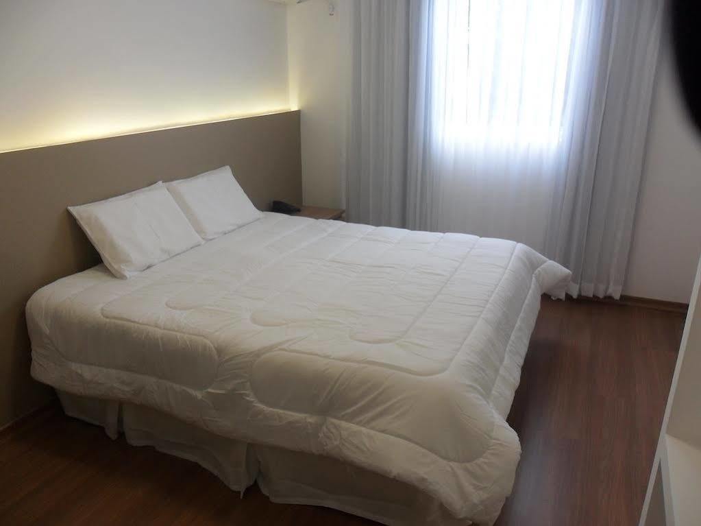 Lord Hotel Aeroporto Confins Vespasiano Esterno foto
